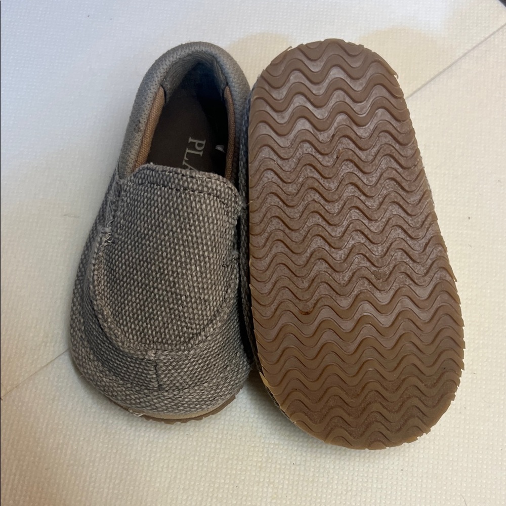 Bundle of 3 Pair of Kids Sneakers Size 4 - See Kai Run! - Picture 4 of 7